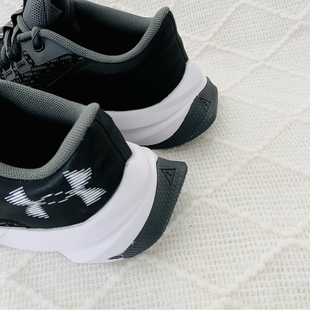 NWT Under Armour Boy's Grade School Scramjet 5 Running Shoe | Black | 6 Big Kid - Picture 13 of 14